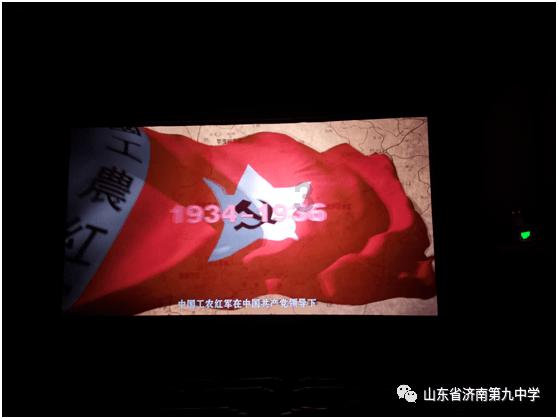董宇辉居首、韦东奕杨紫入选中国90后十大影响力人物